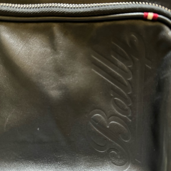 Bally Spire Shoulder Bag in Excellent condition. - Picture 5 of 7